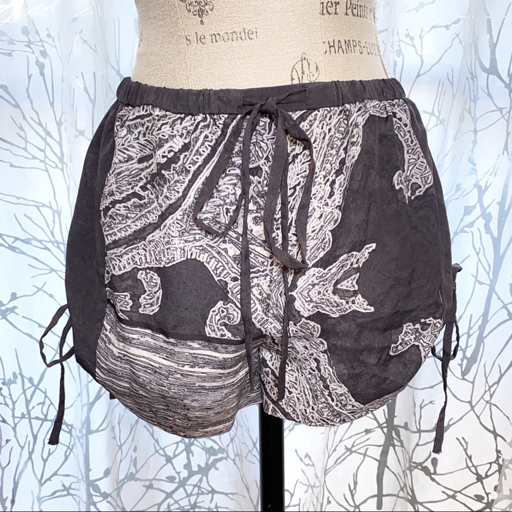 Vintage All Saints gray white print drawstring waist side tie bow detail shorts - Picture 1 of 5